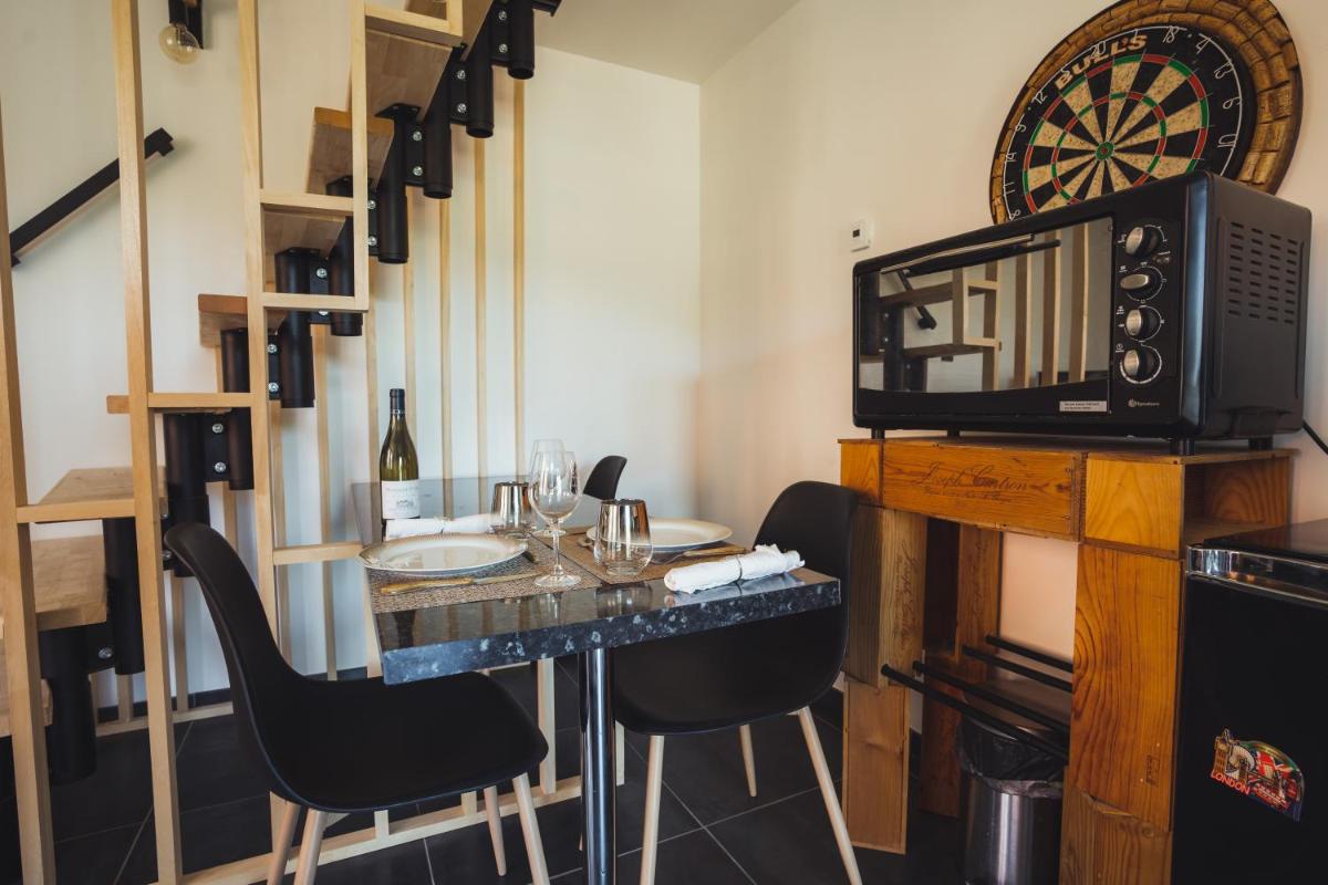 House Wine&Montagny - BY PRIMO C0NCIERGERIE - Housity