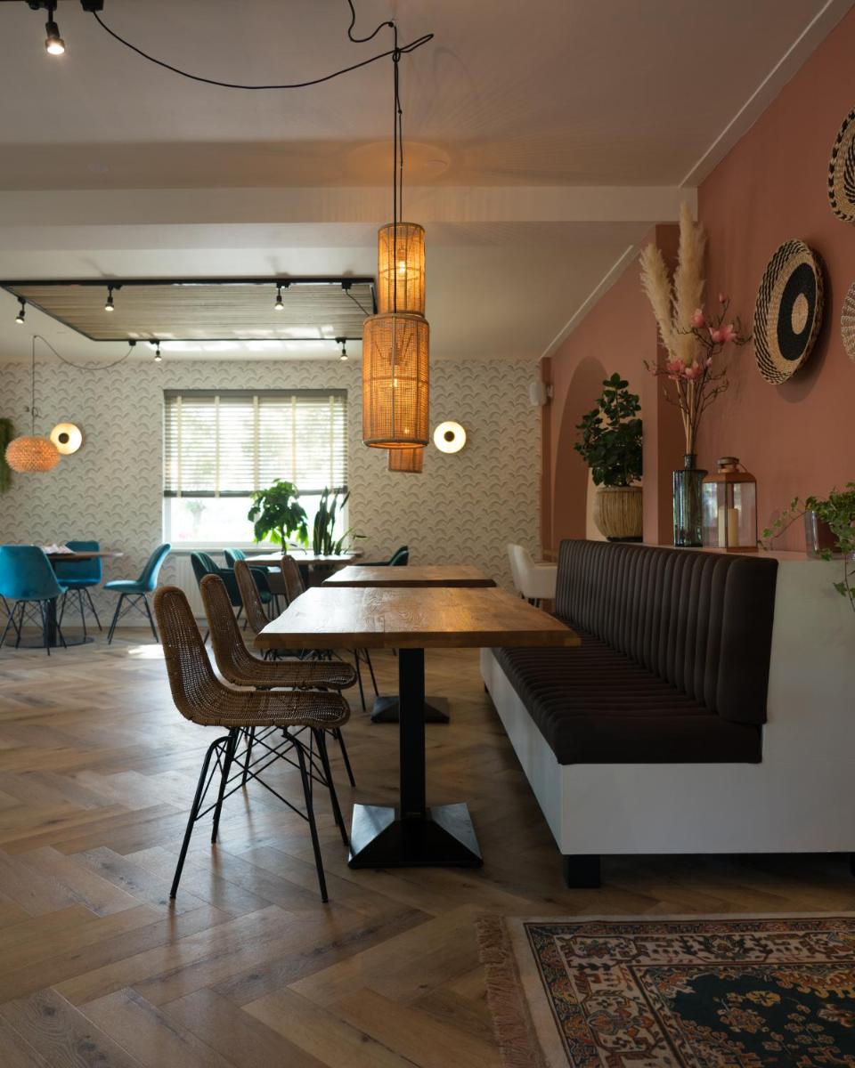 Hotel Zuideinde - Housity