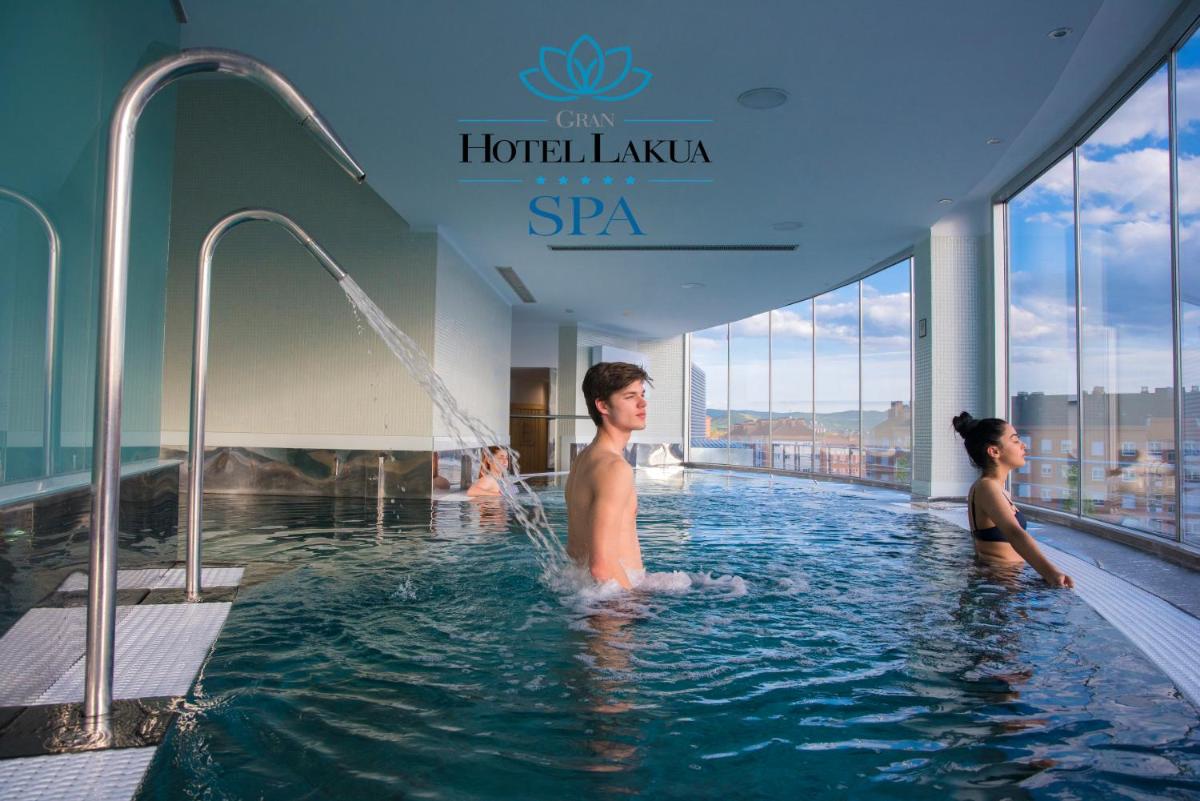 Clientes alojados en Gran Hotel Lakua