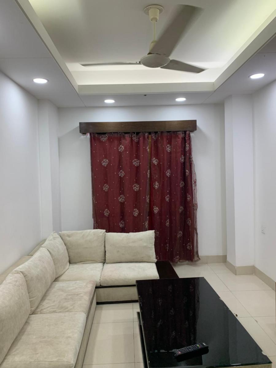 Captivating 2-Bed Apartment in Dhaka - Housity