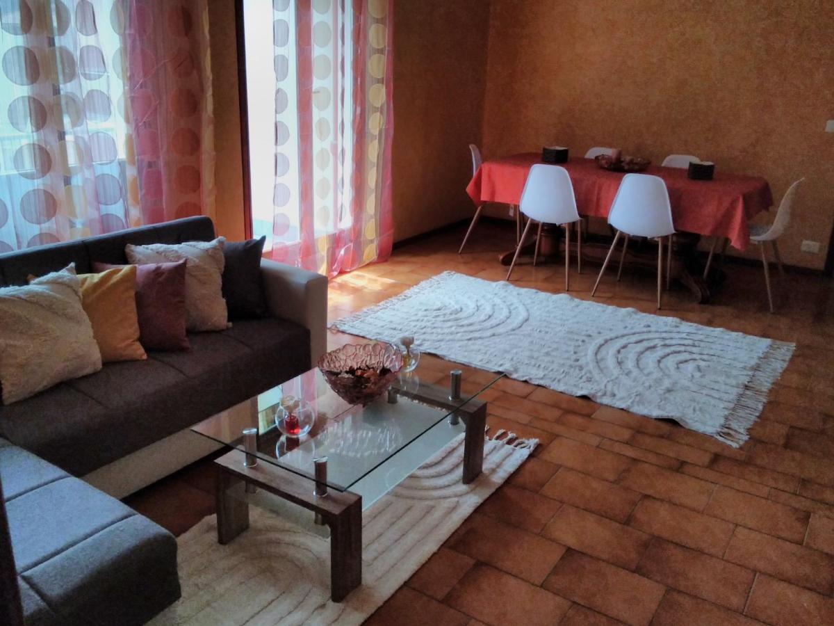 Bnb i Tre Laghi - Housity