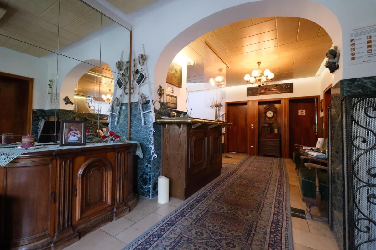 Pension Hofmann - Housity