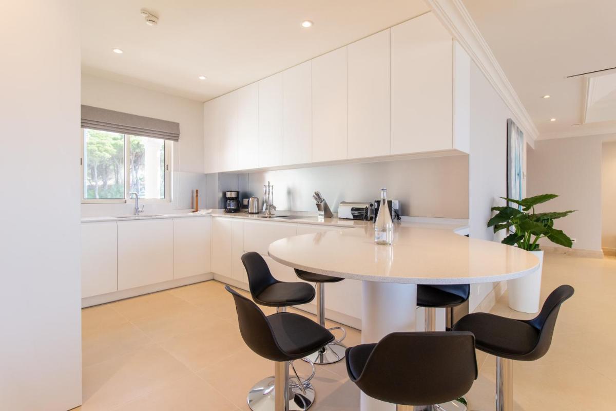 A cozinha ou kitchenette de Dunas Douradas Beach Club