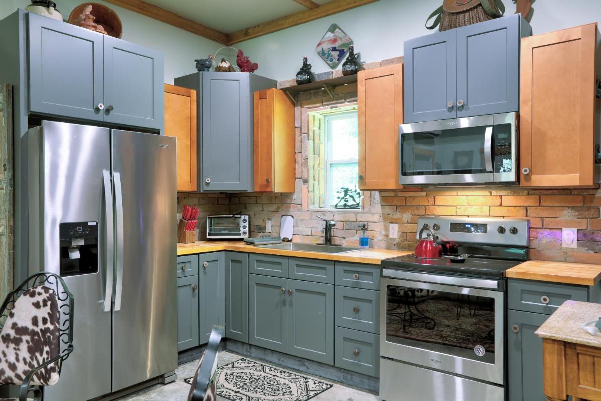 Odell's Place - Housity