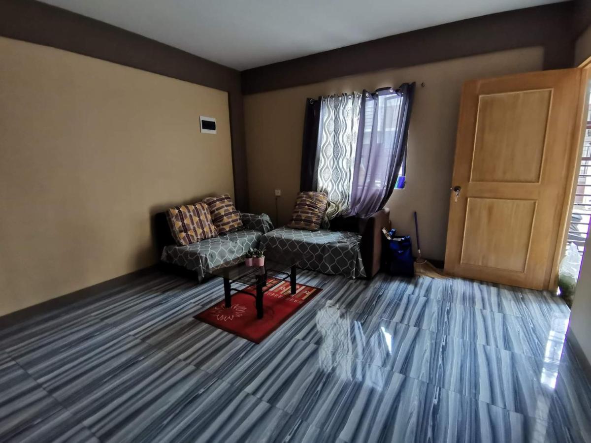 Blk 40 lot 35 Dama de Noche Sreet Pueblo de oro la aldea del monte sto tomas batangas - Housity