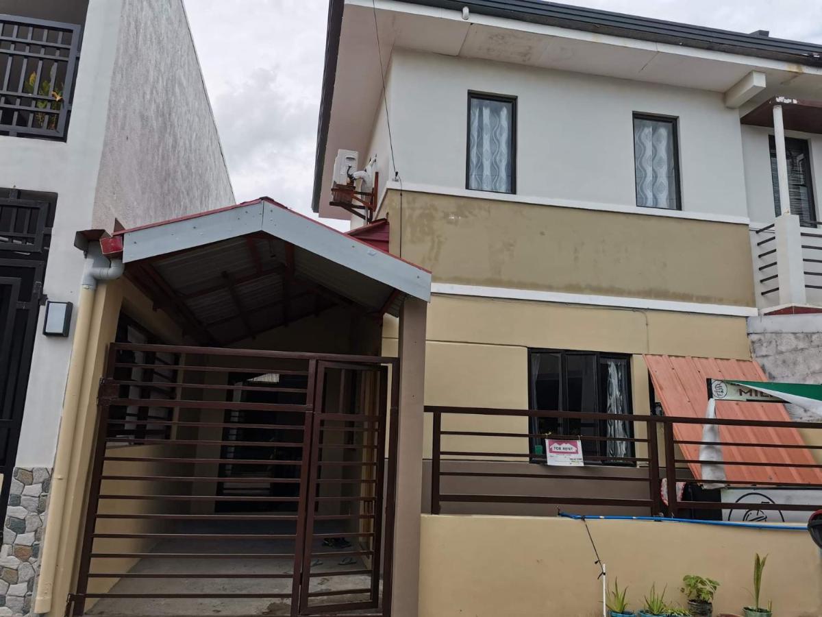 Blk 40 lot 35 Dama de Noche Sreet Pueblo de oro la aldea del monte sto tomas batangas - Housity