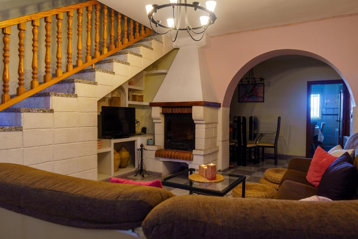 Casa Rural Campoamor - Housity