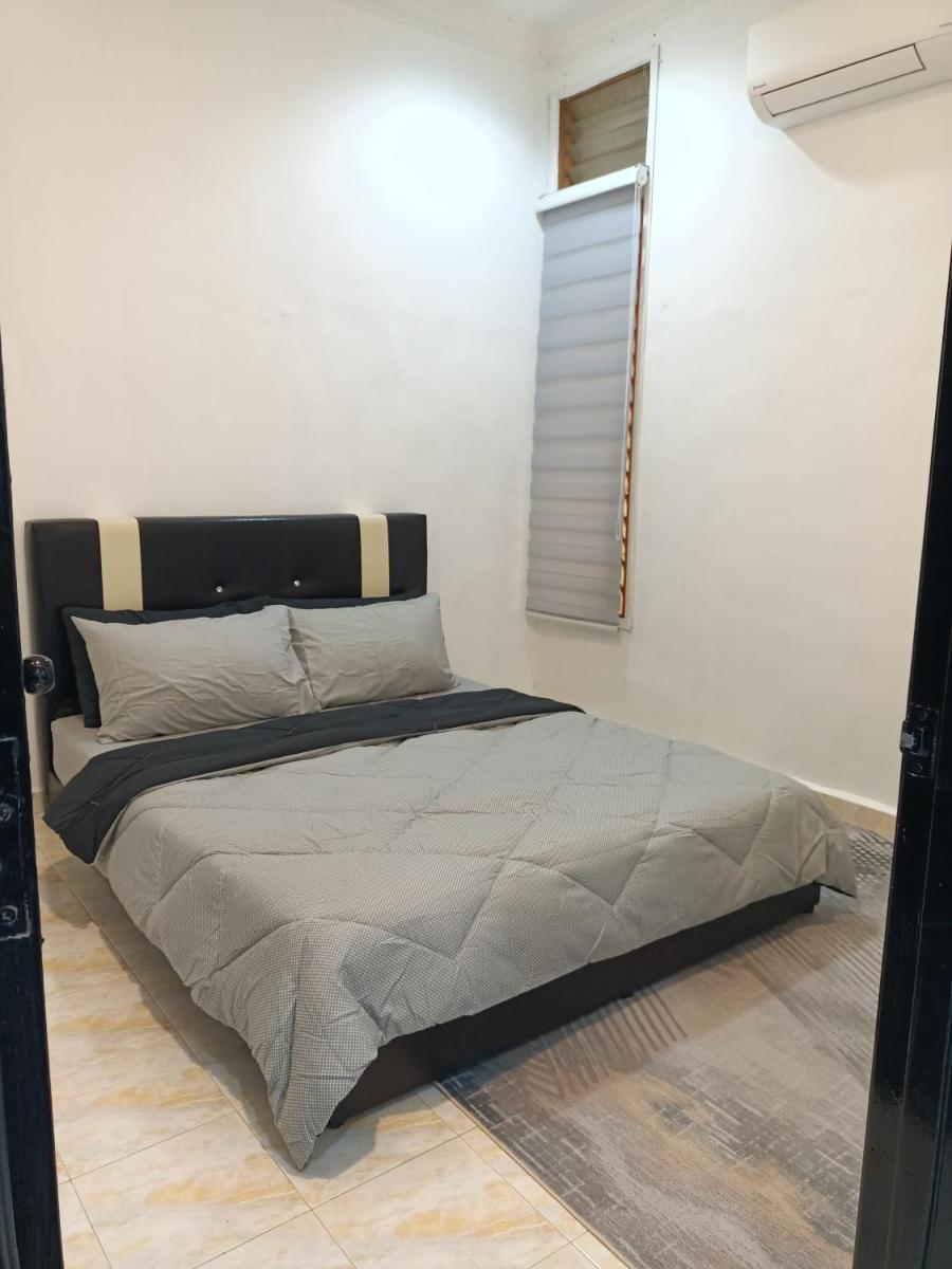 ADAMAYRAA HOMESTAY Tanah Merah - Housity