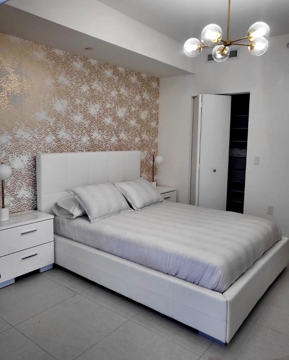 DOWNTOWN DORAL, FLORIDA. NEW CONDO STYLE RESORT. - Housity