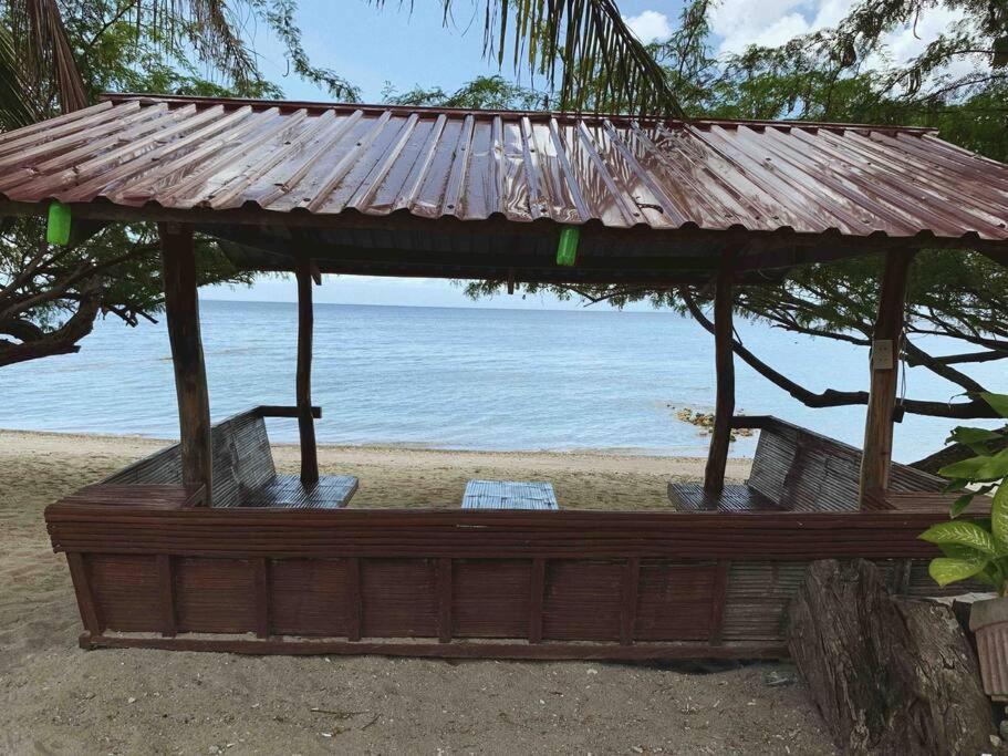 Beach getaway Studio Villa in Lobo - Housity