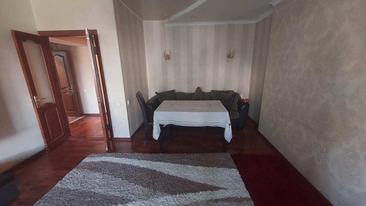 4kh komnatnaia kvartira v tsentre goroda - Housity