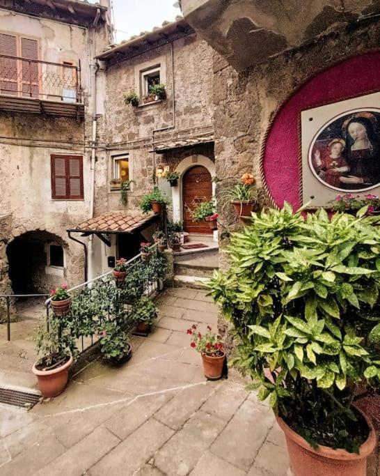 Giglio Vallerano. Alloggio turistico - Housity