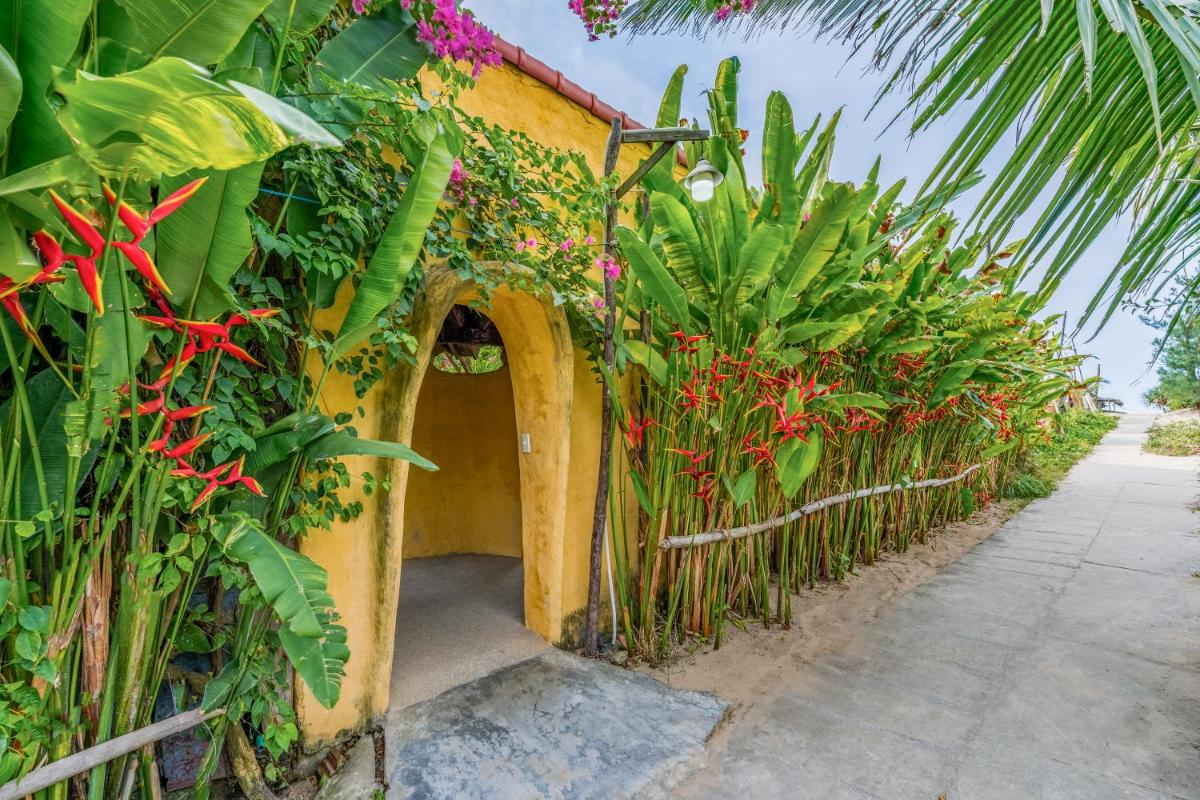 BEN Beachside 3BR Villa - An Bang beach by BEACHSIDE BOUTIQUE HOMES - Housity