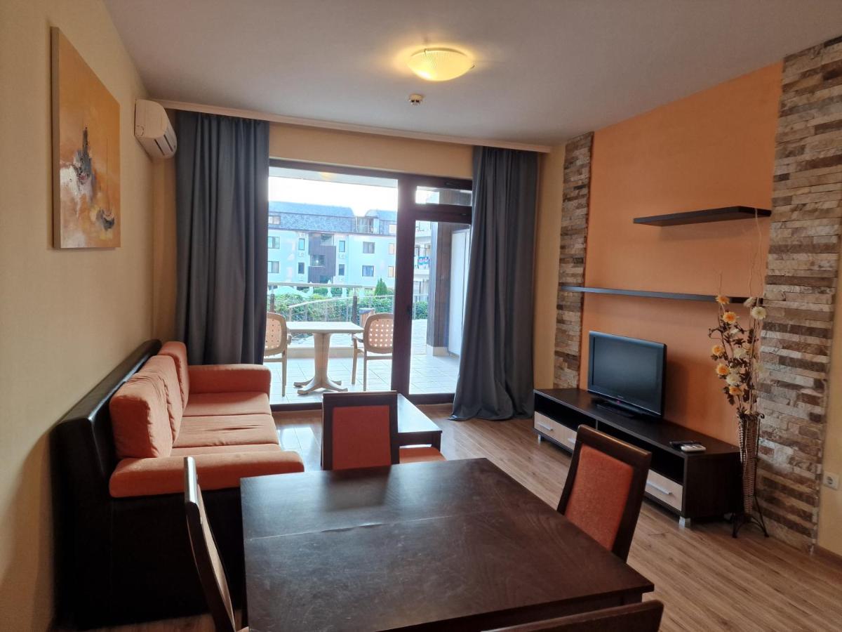 MareliS Skies Apartments - Housity