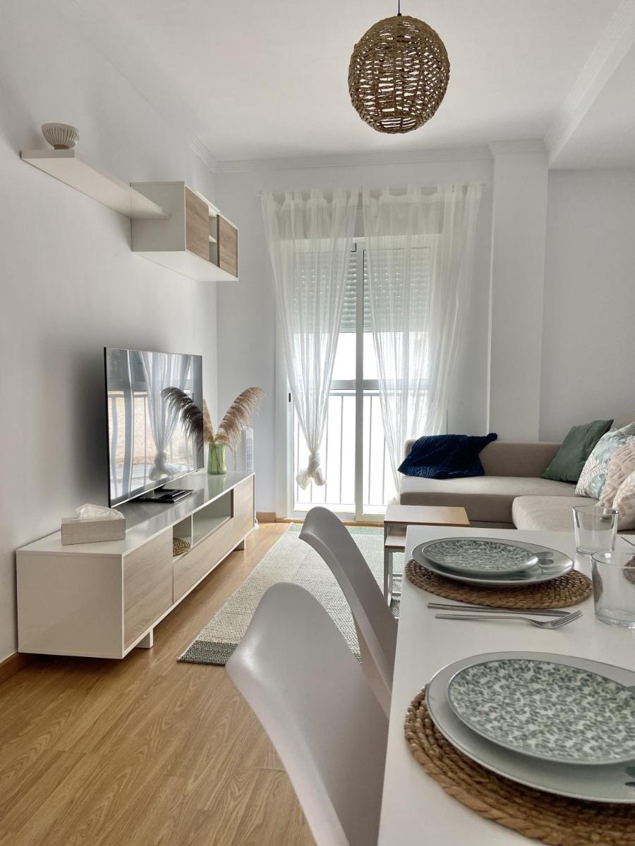 LOVELY New Apartment CITY CENTRE with Parking, Siete Revueltas SANLÚCAR DE BDA - Housity