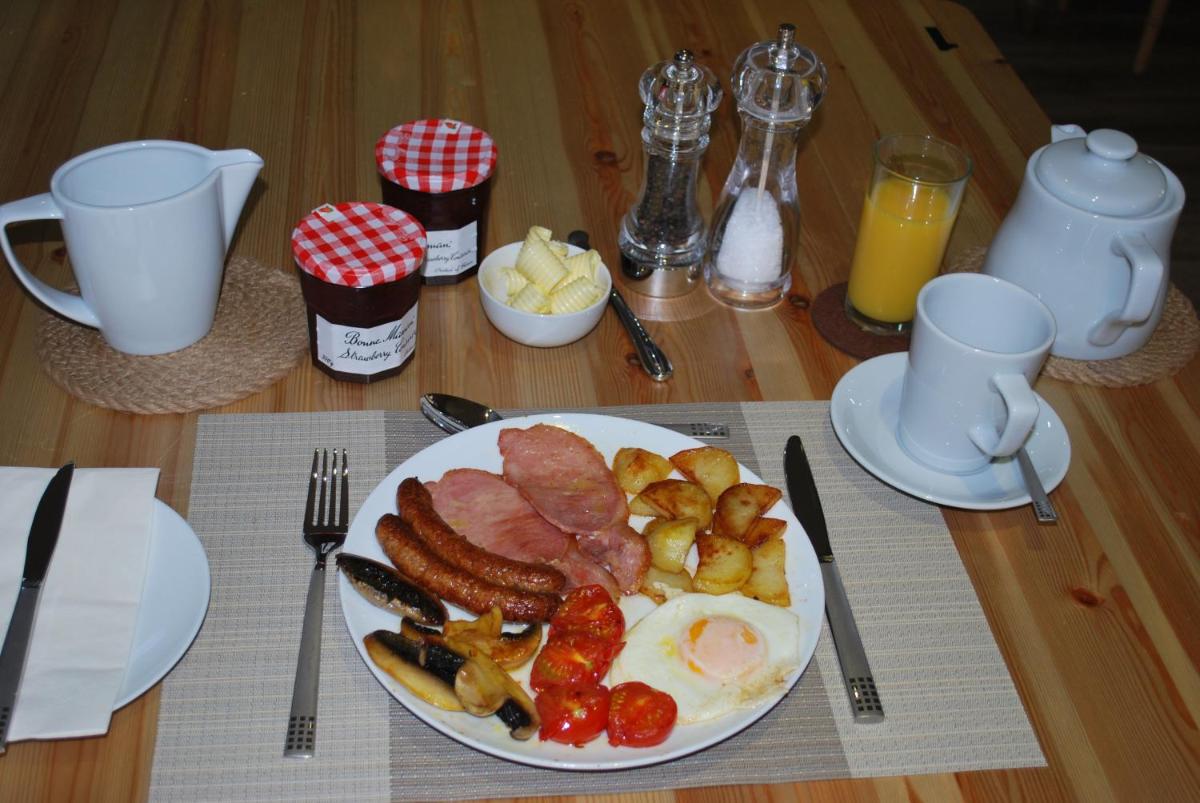 Hillcroft Luxury Bed & Breakfast - Housity