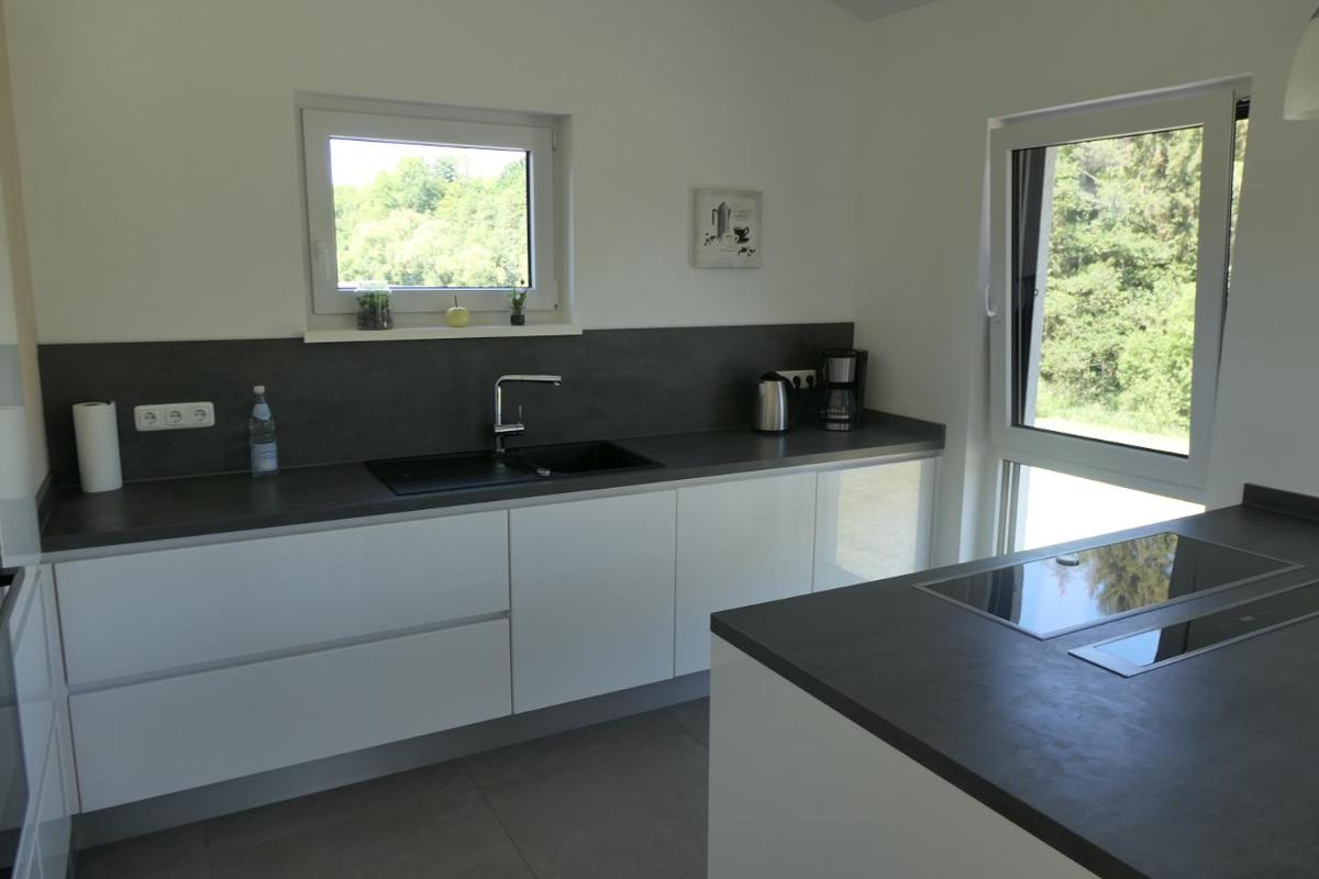 FEWO Hof Elbbachtal - Housity