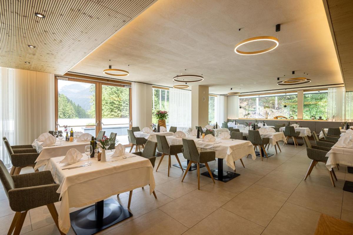 Hotel Restaurant Waldheim - Housity