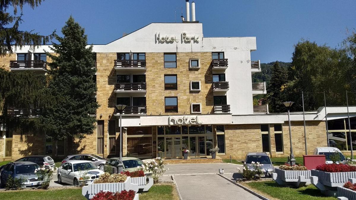 Hotel Park Ivanjica - Housity