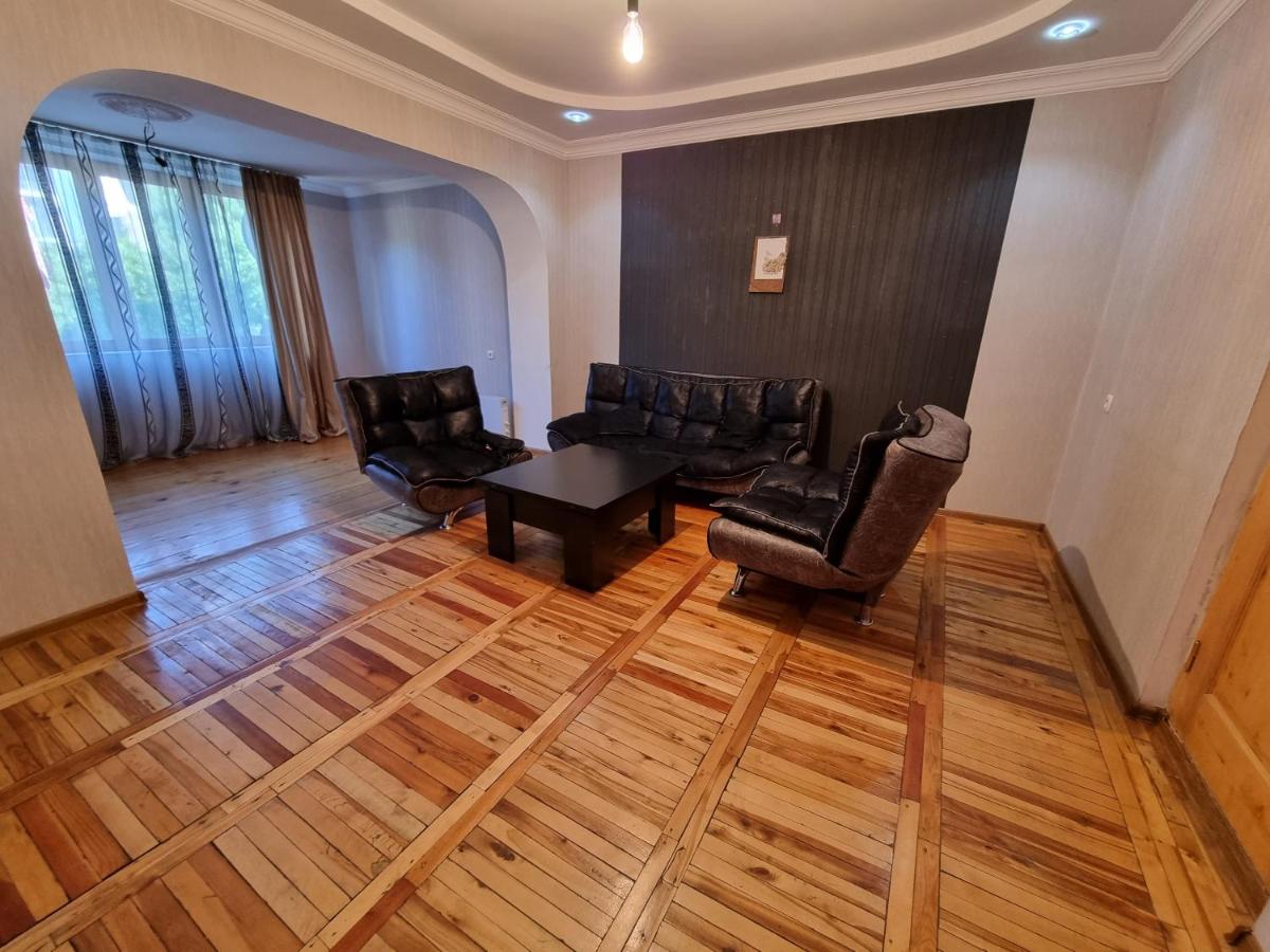 Apartment in Mestia - Housity