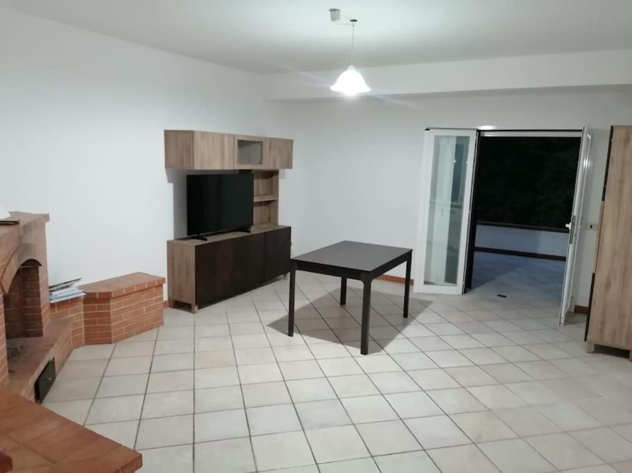 GLADOMUS - Splendida nel cuore della pineta - Housity