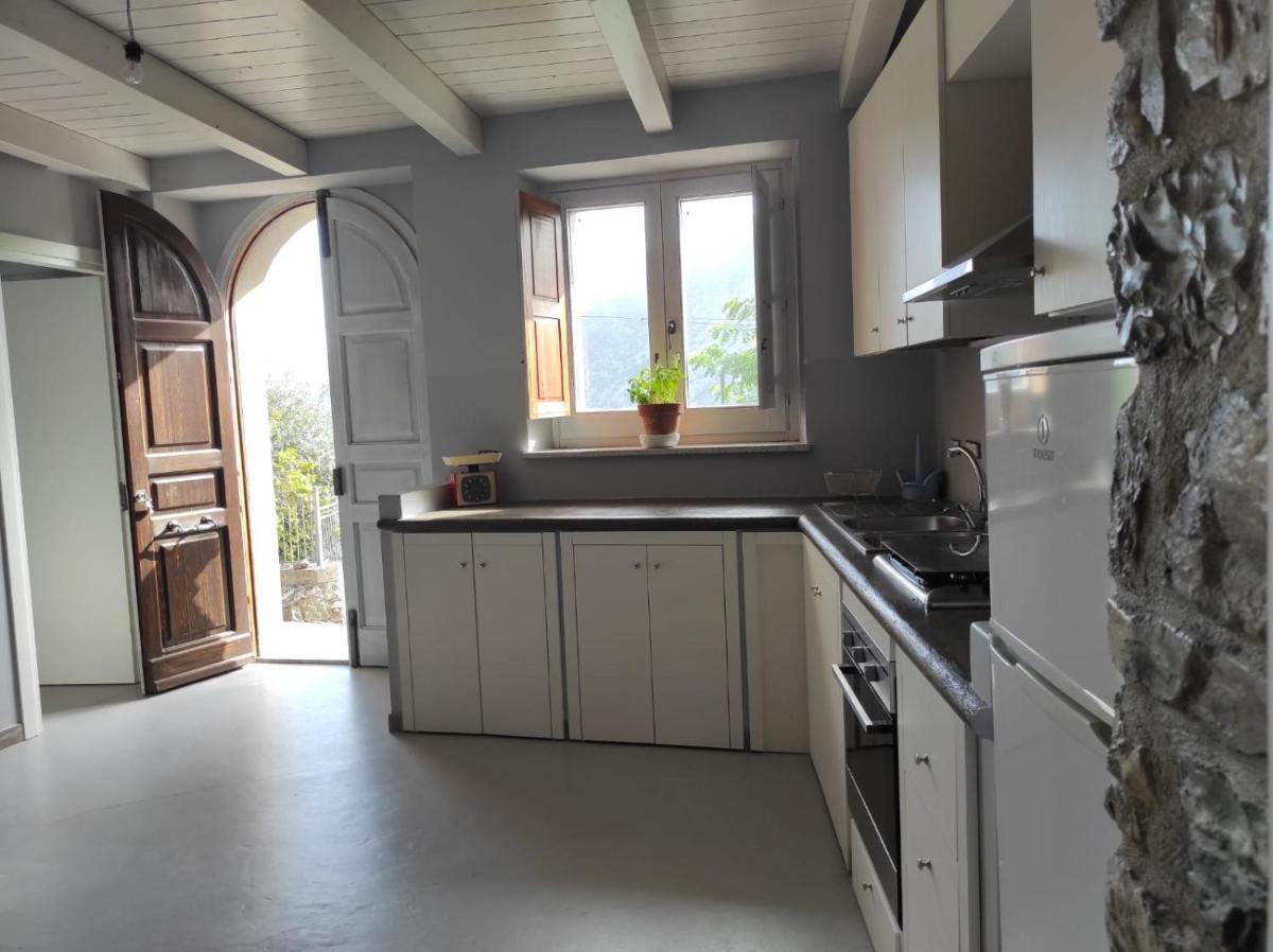 Fantastica casa ai piedi del Monte Pollino - Housity