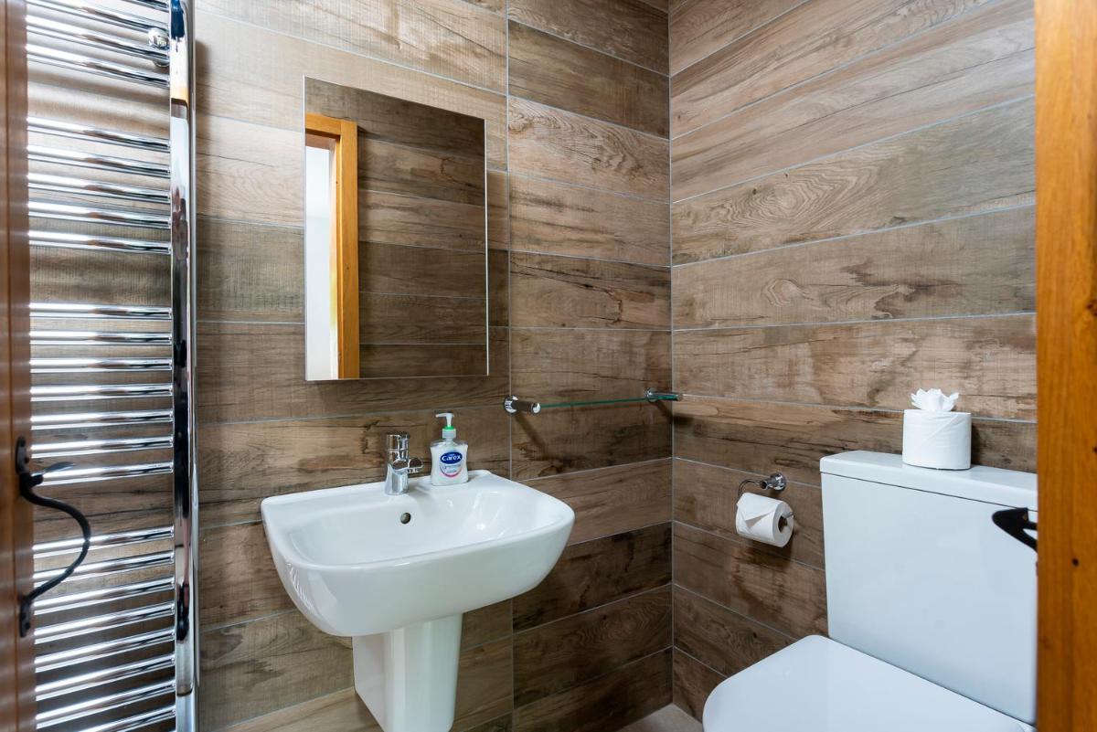 Keiras Cottage - Housity