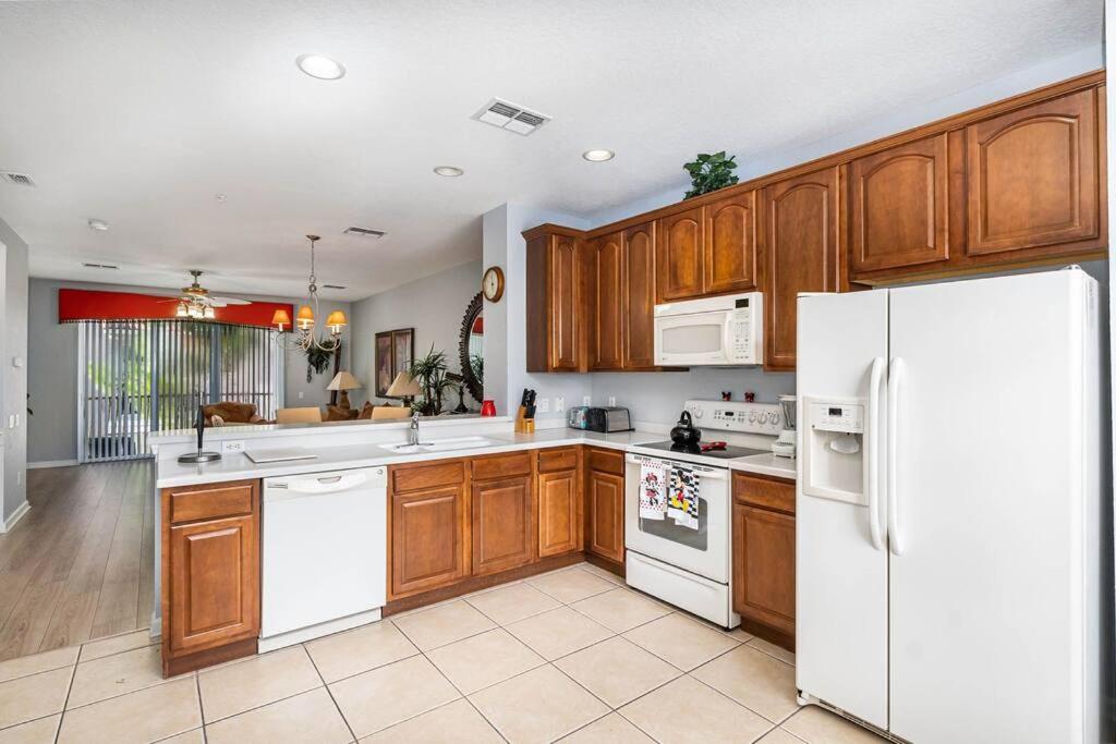 Resort style family friendly vacation villa - Housity