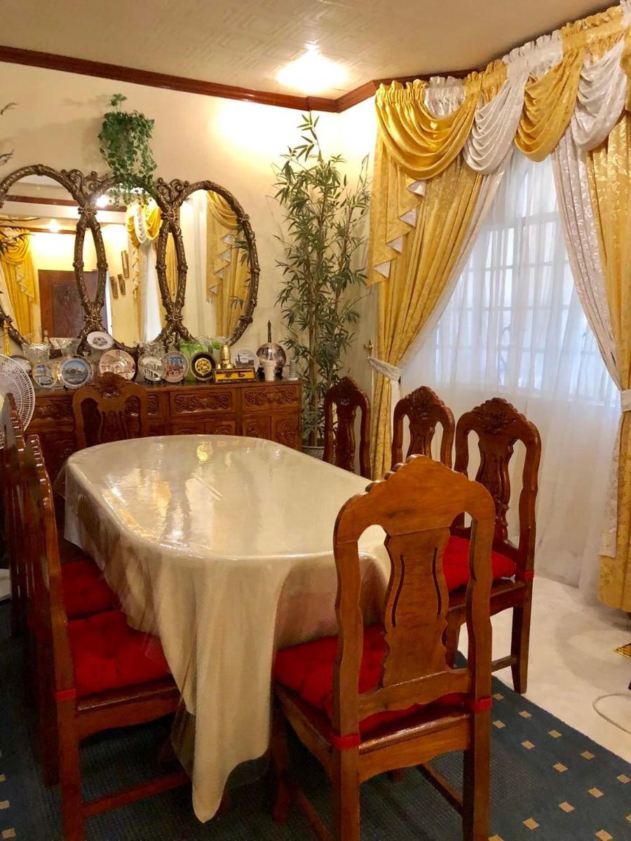 THE MANSION - 20 PAX LUXURY Near AIRPORT in PASAY - Housity