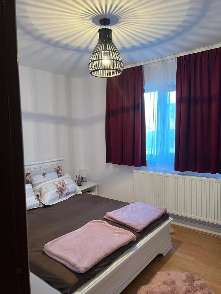 Sighet privat și central - Housity