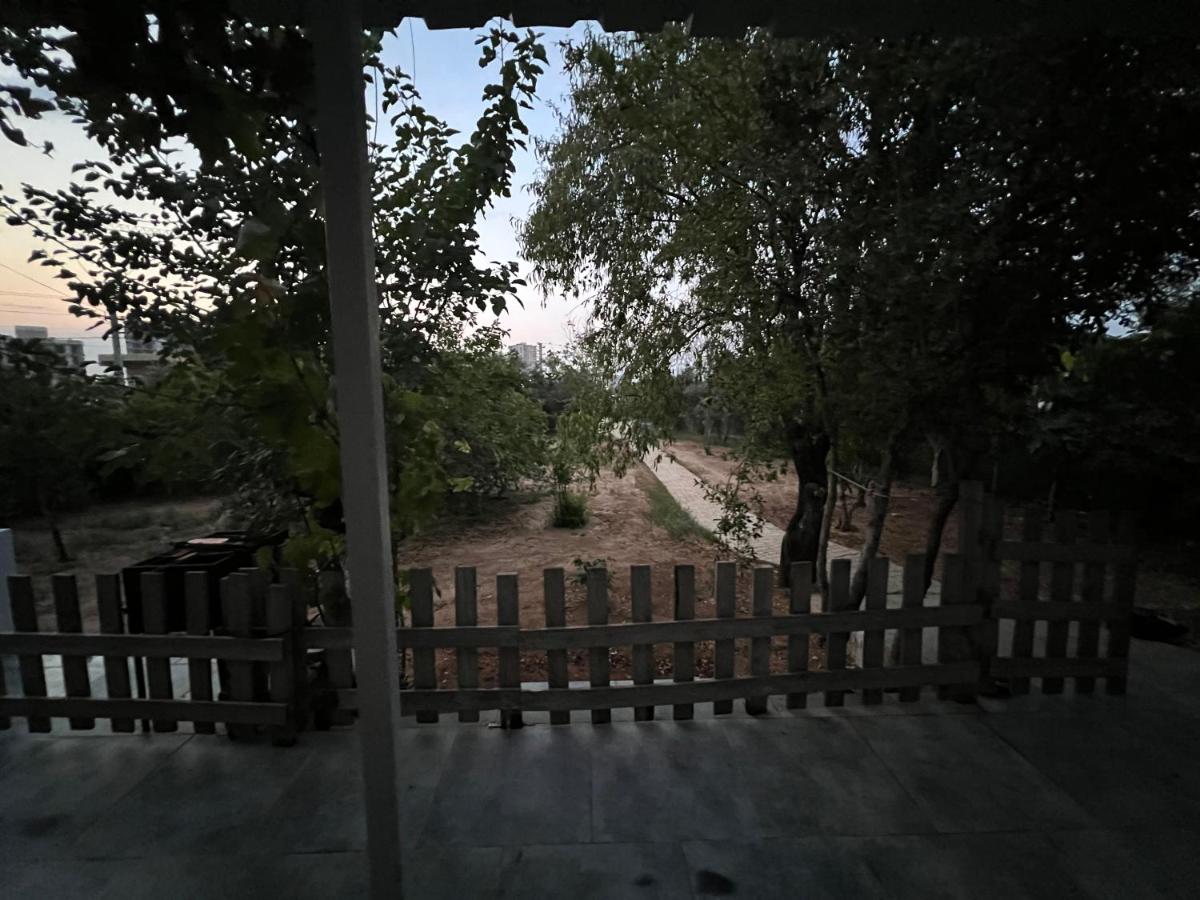 Private House with 1500 m2 Garden - Housity