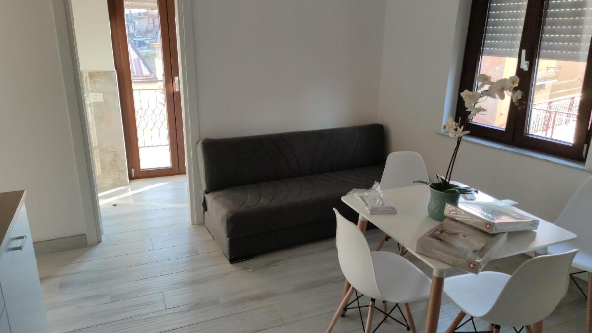 KROTONIATI APARTMENT - Housity