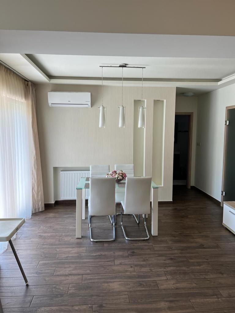 Janka Belvárosi Apartman - Housity