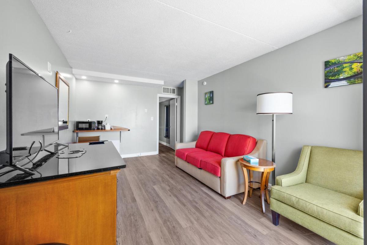 Sea Mist Oceanfront Resort - Housity
