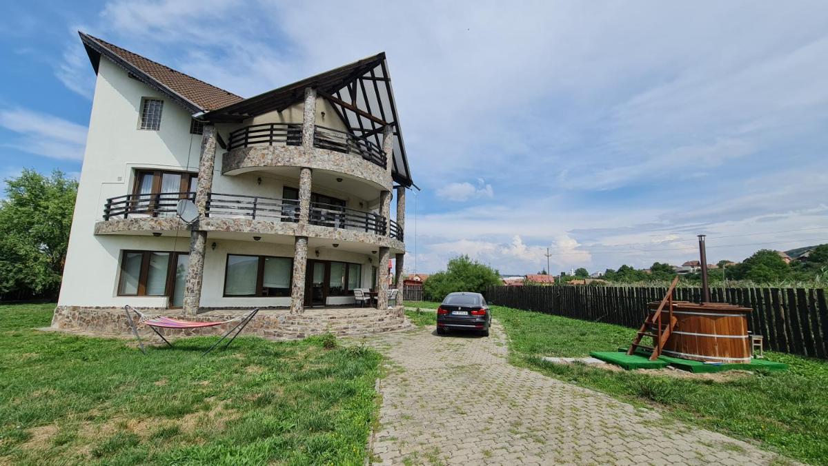 Cozy Home near Baile Sarate - Housity