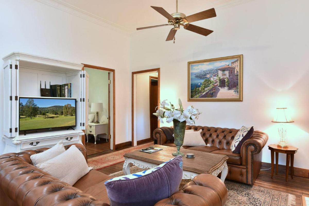 Tuckers Lane Cottage - Housity
