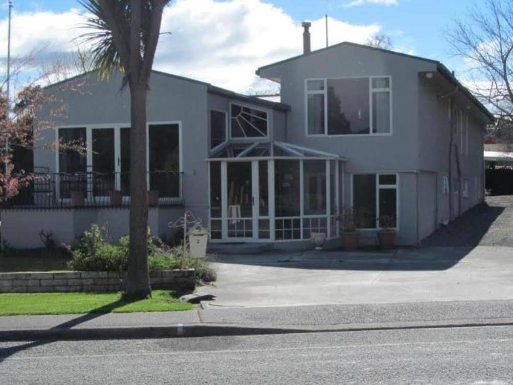 Kea by the Lake - Housity