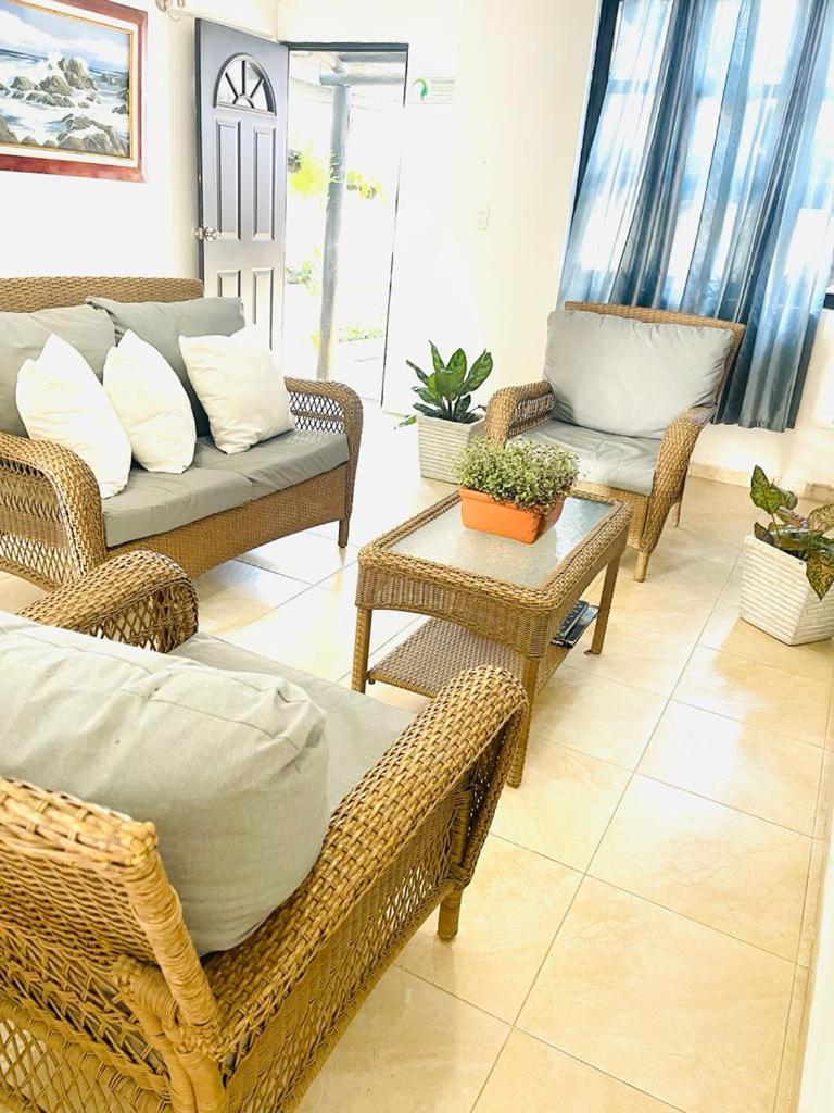 host Casa Don Arturo - Housity