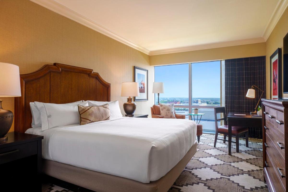 Suitetrails - Omni Fort Worth Hotel