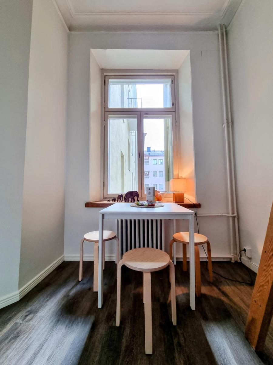 4 Blocks From Stockmann - Housity