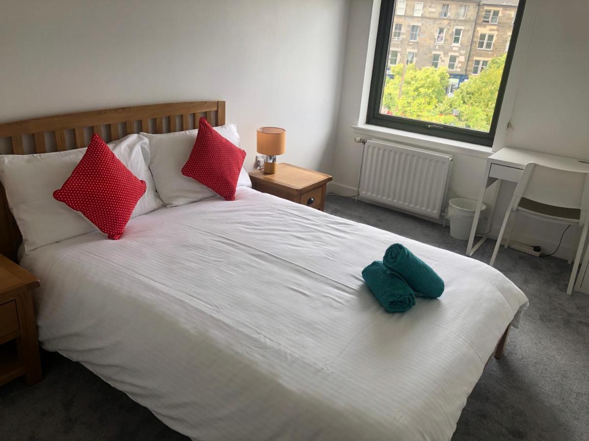 Central two bed flat close to Arthur's seat and University - Housity