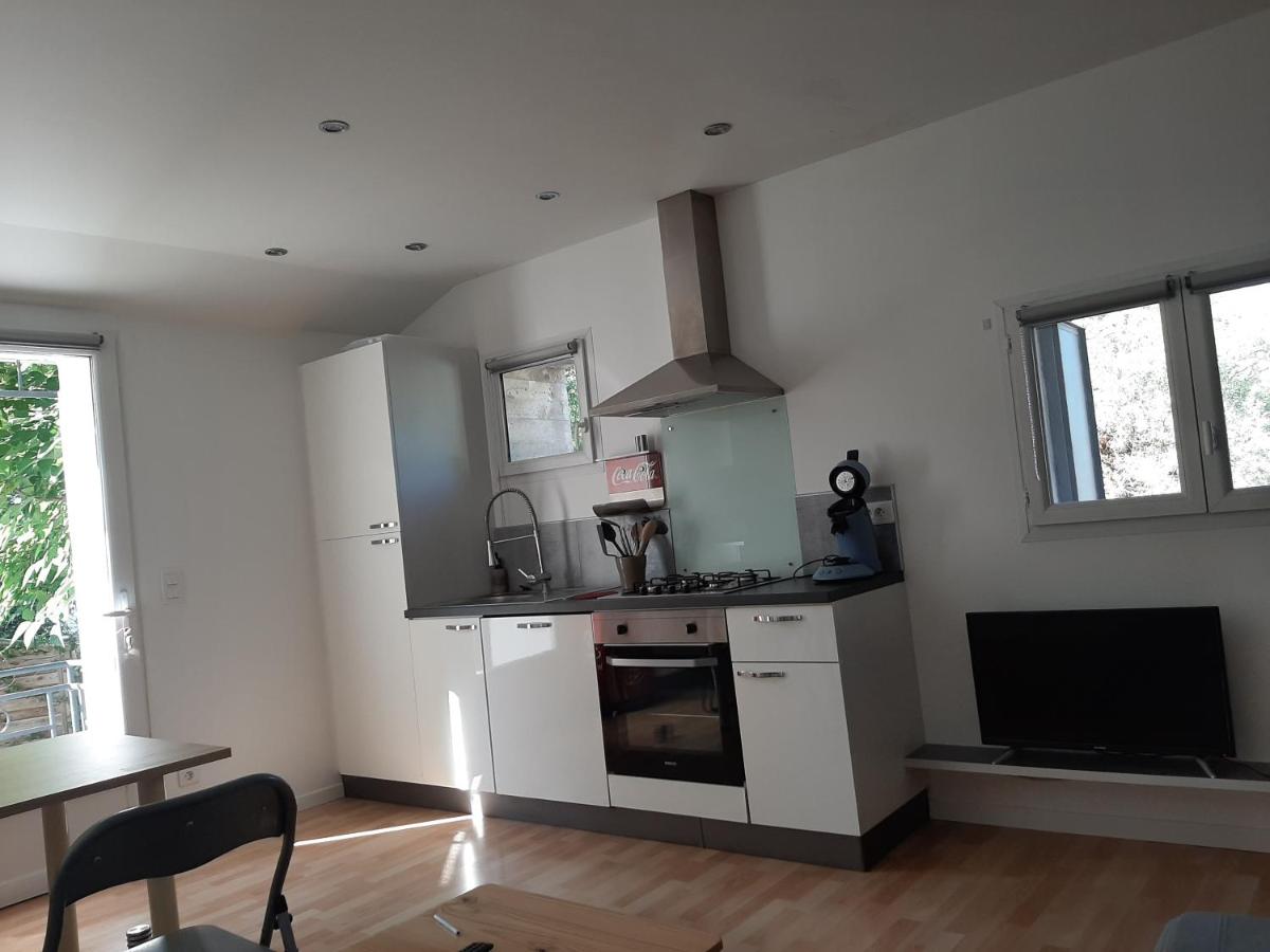 LOCATION APPART 45 M² - 2 CH AVEC JARDIN PRIVATIF - Housity