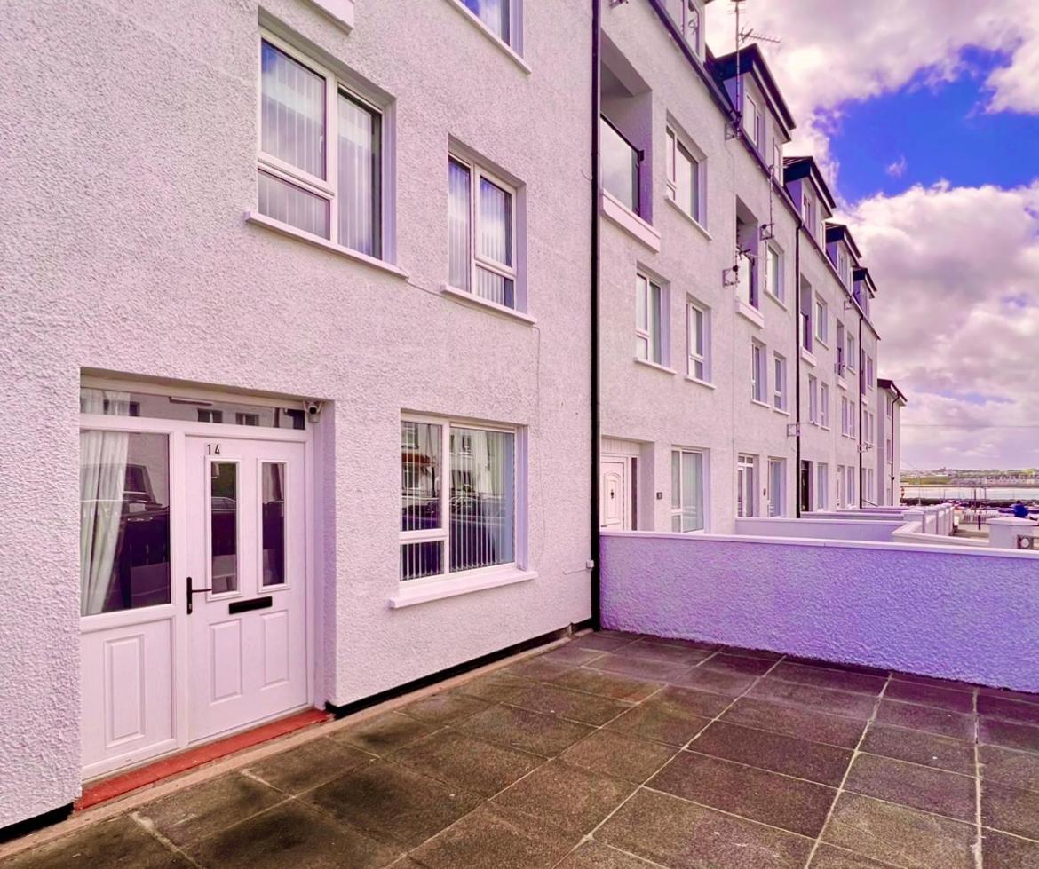 Number 14 Self Catering, Portrush, Northern Ireland - Housity