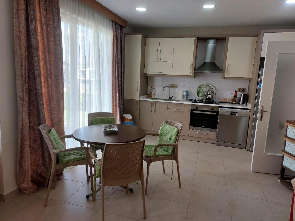 HOLIDAY HOUSE ADA - Housity