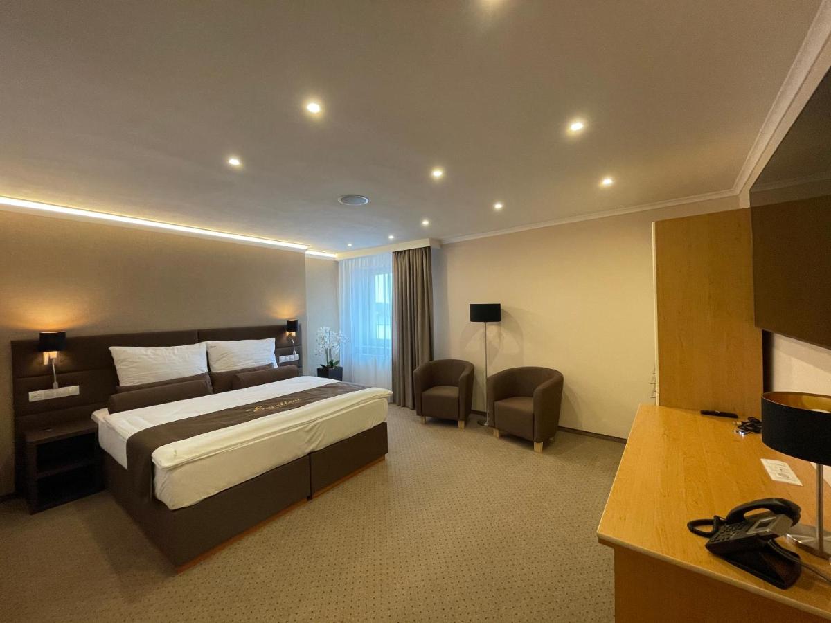 Penzion Excellent - Housity