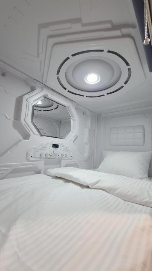 Hostel Aria Capsule - Housity