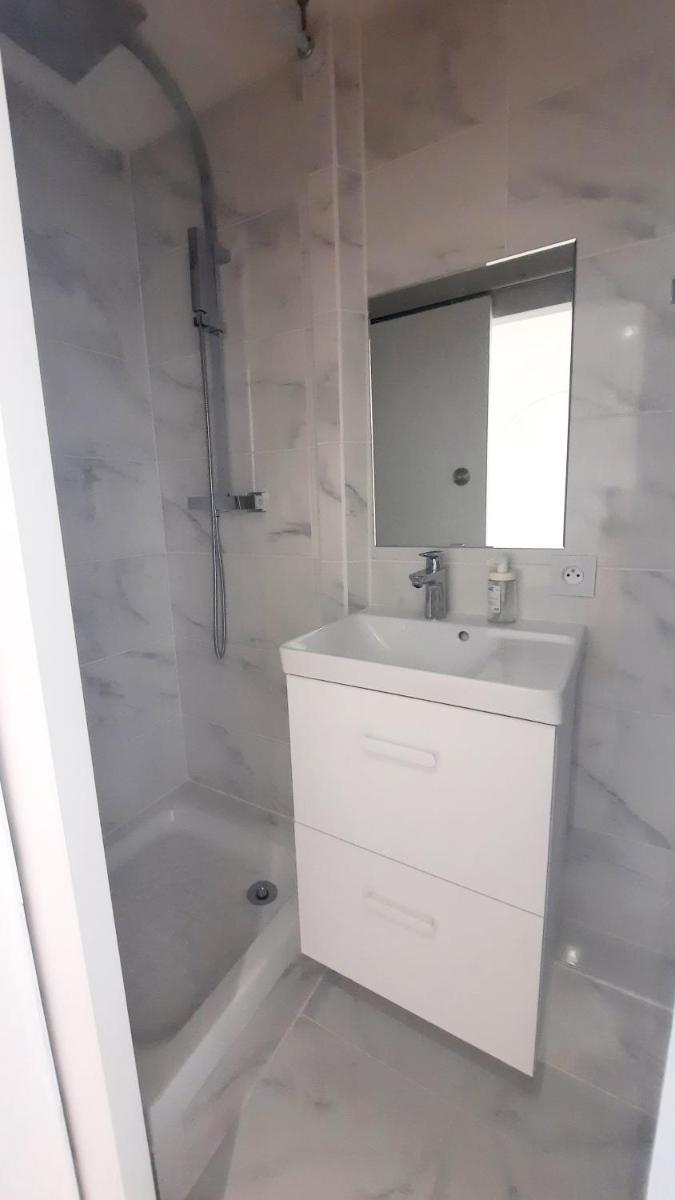 Le Soleya - Centre village - Piscine - 2 pers - Housity