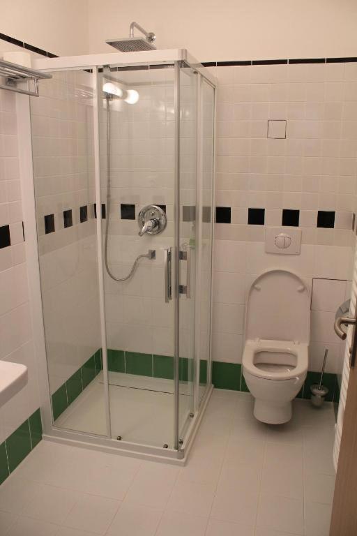 Hotel U Parku - Housity