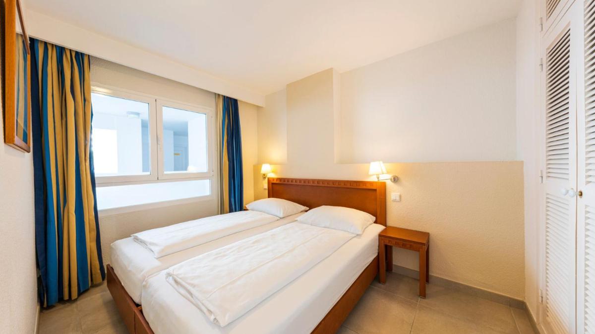 Cama o camas de una habitación en Hapimag Apartments Marbella