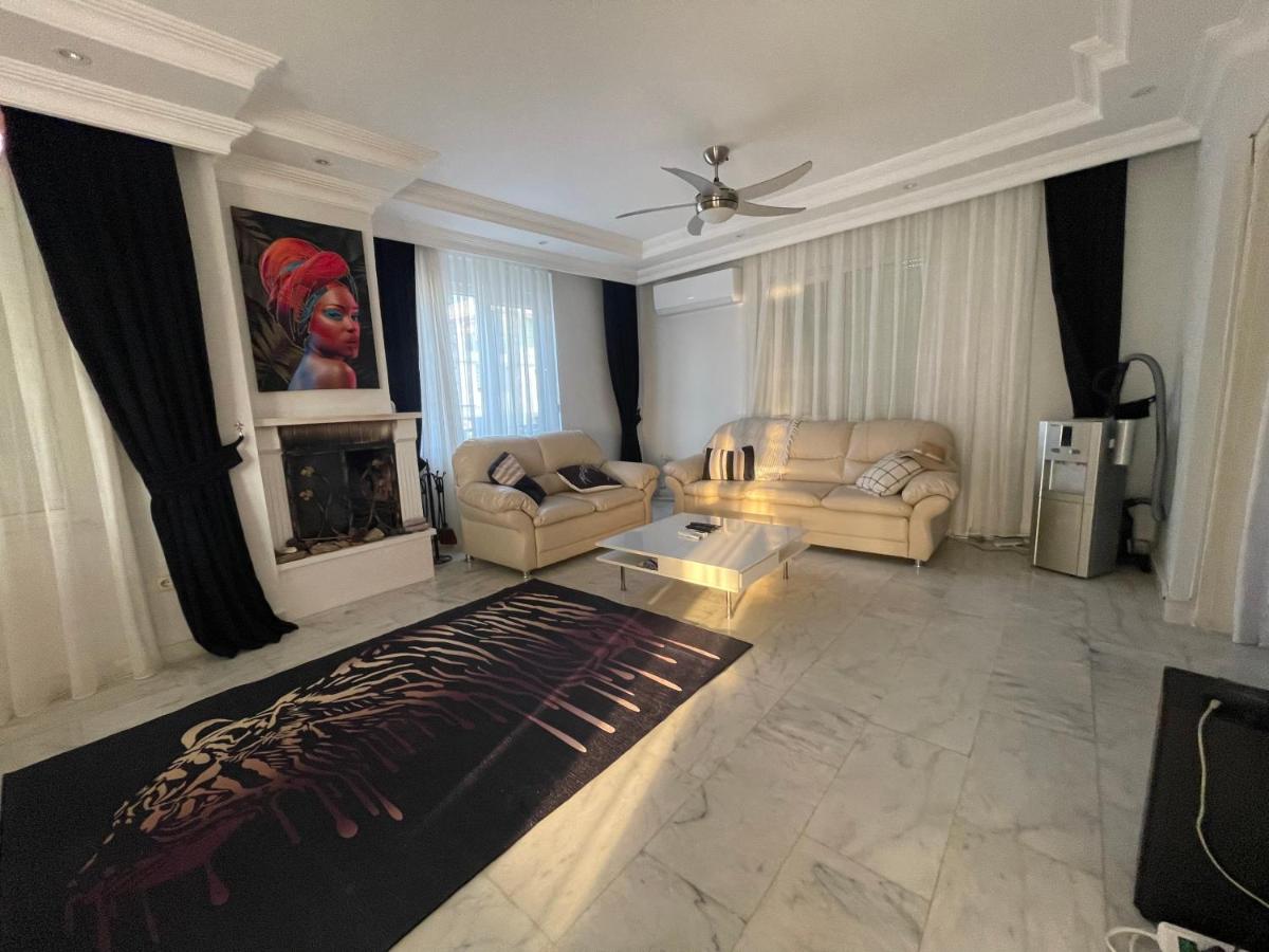Exclusive Villa with own pool, 3 min to beach - Housity